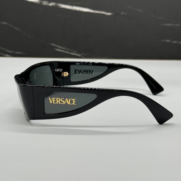 NEW MOD 4482 GB1/87 VERSACE BLACK SHIELD VE4482 GB187 UNISEX VERSACE SUNGLASSES - Picture 6 of 10